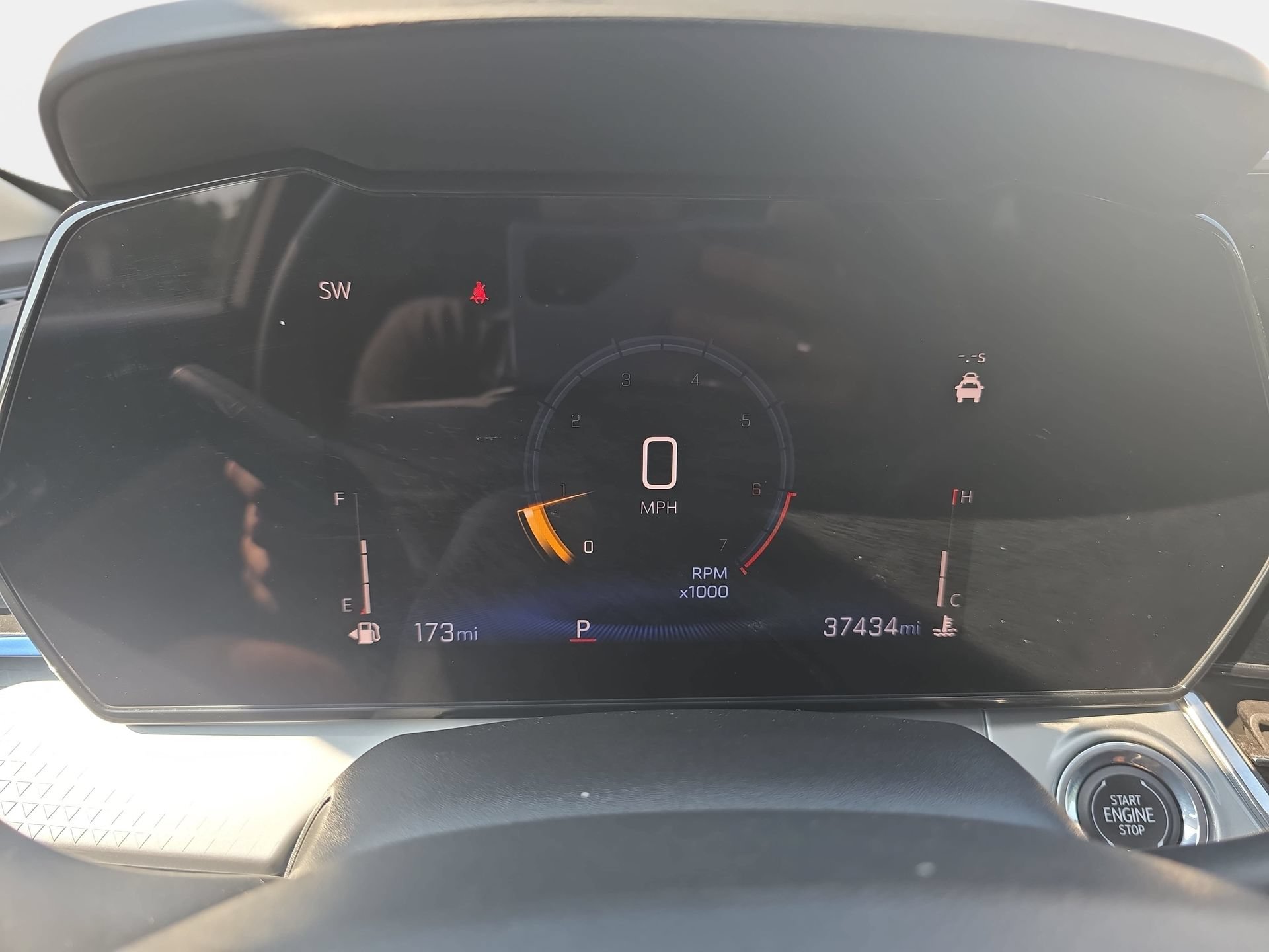 Used 2025 Chevrolet Trax LT FWD image 18