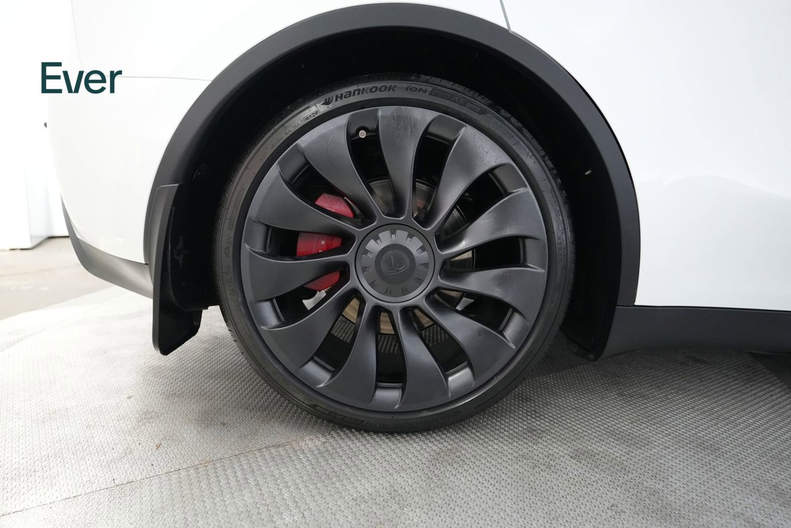 Used 2024 Tesla Model Y Performance AWD/4WD image 22