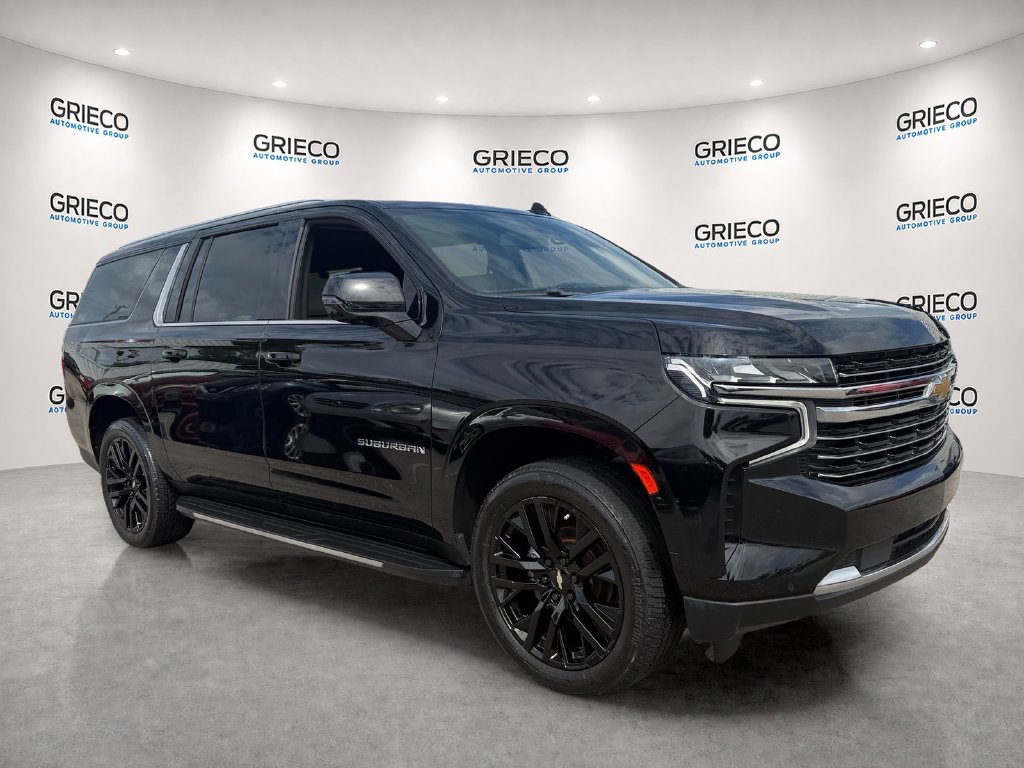 Used 2021 Chevrolet Suburban LT w/ LT Signature Package