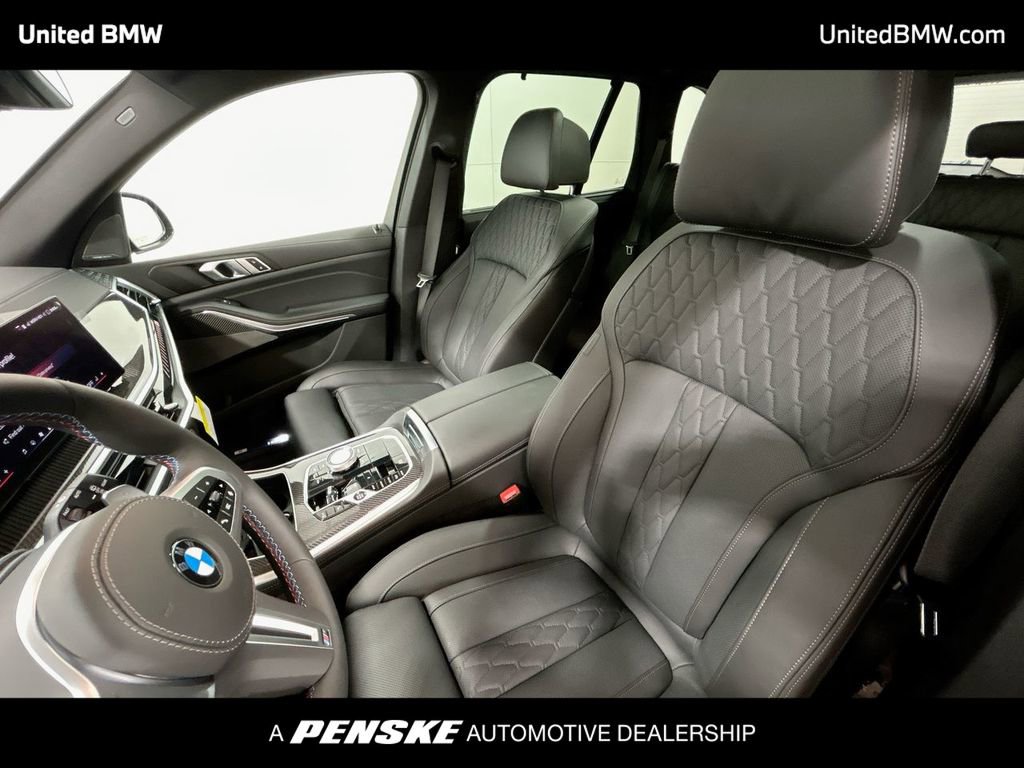 Used 2025 BMW X5 M60i w/ Executive Package image 13