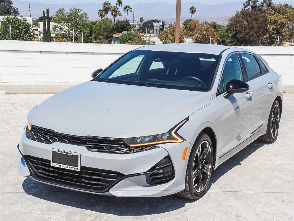 Used 2022 Kia K5 GT-Line AWD/4WD image 3
