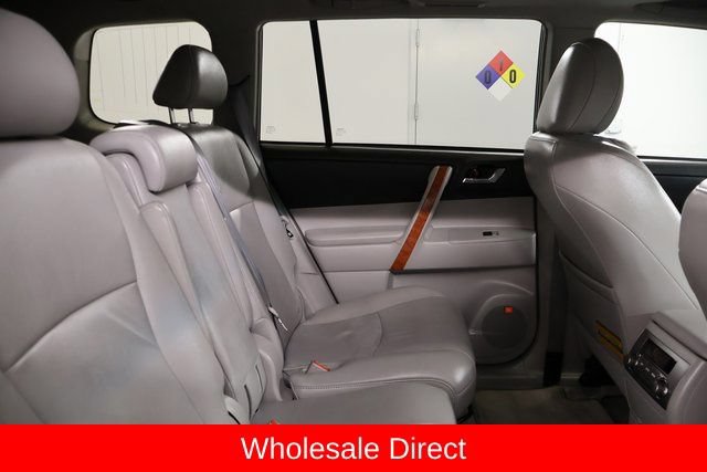 Used 2010 Toyota Highlander Limited AWD/4WD image 28