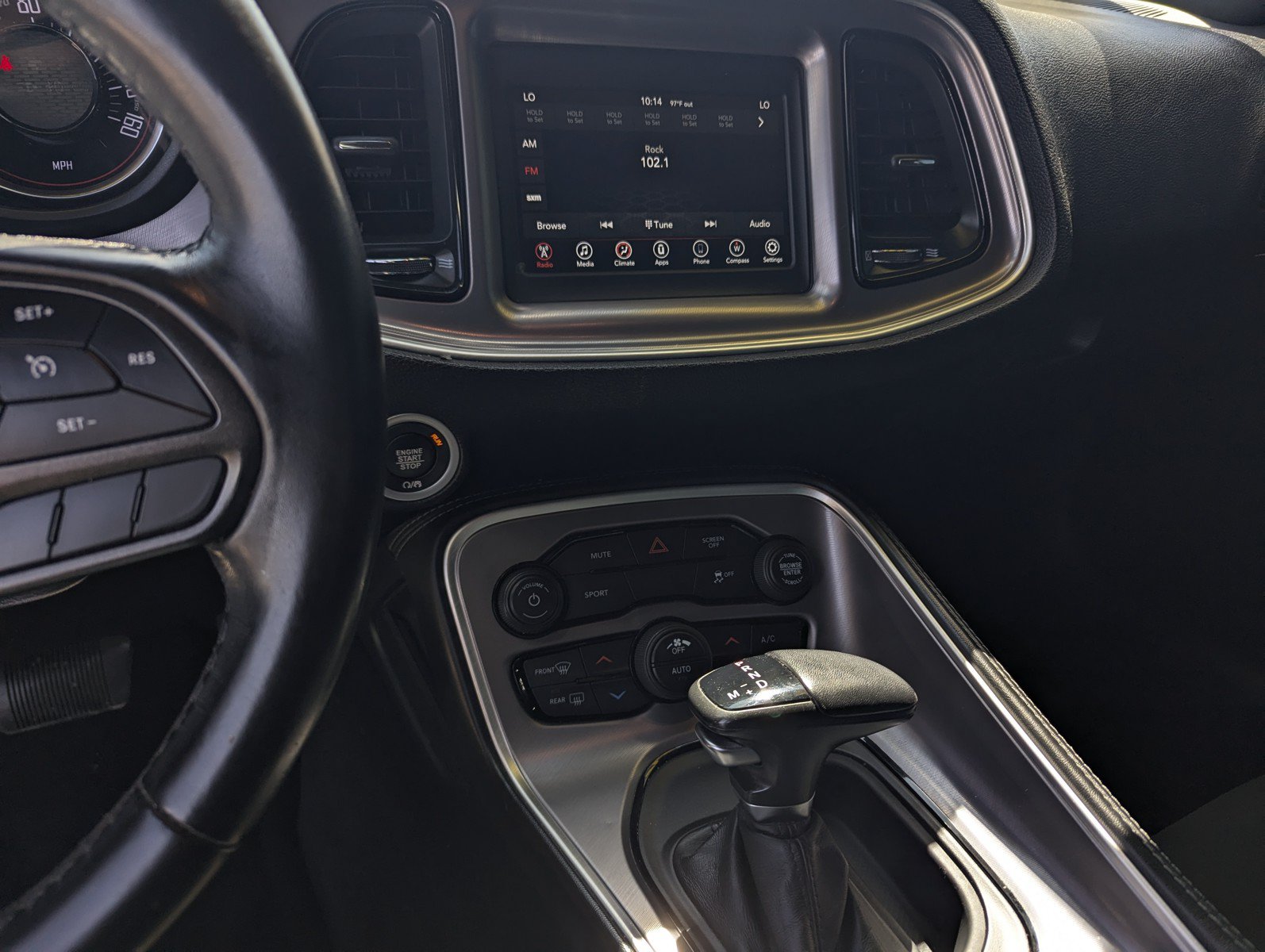 Certified 2022 Dodge Challenger SXT RWD image 10