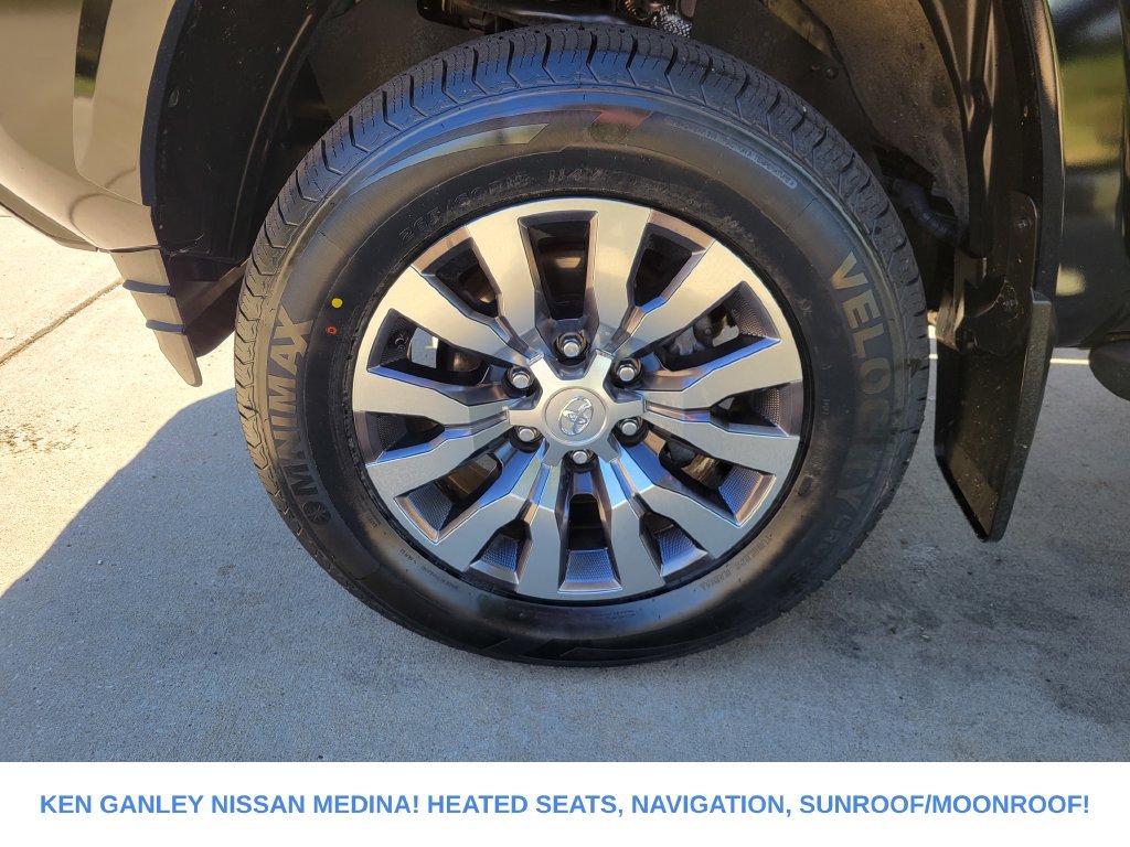 Used 2023 Toyota Tacoma Limited AWD/4WD image 19