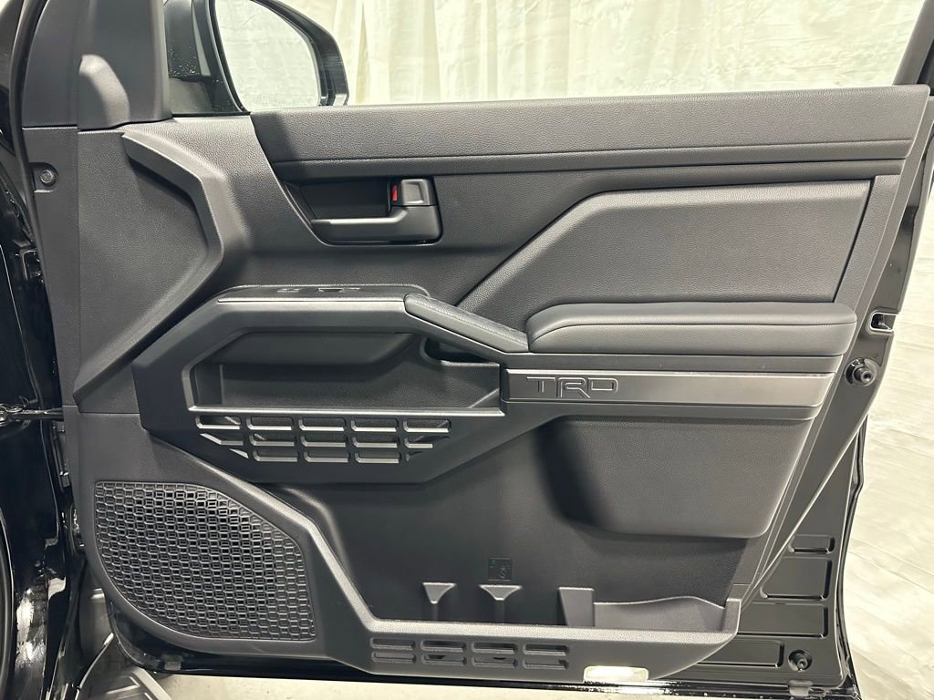 Used 2025 Toyota 4Runner TRD Off-Road image 54