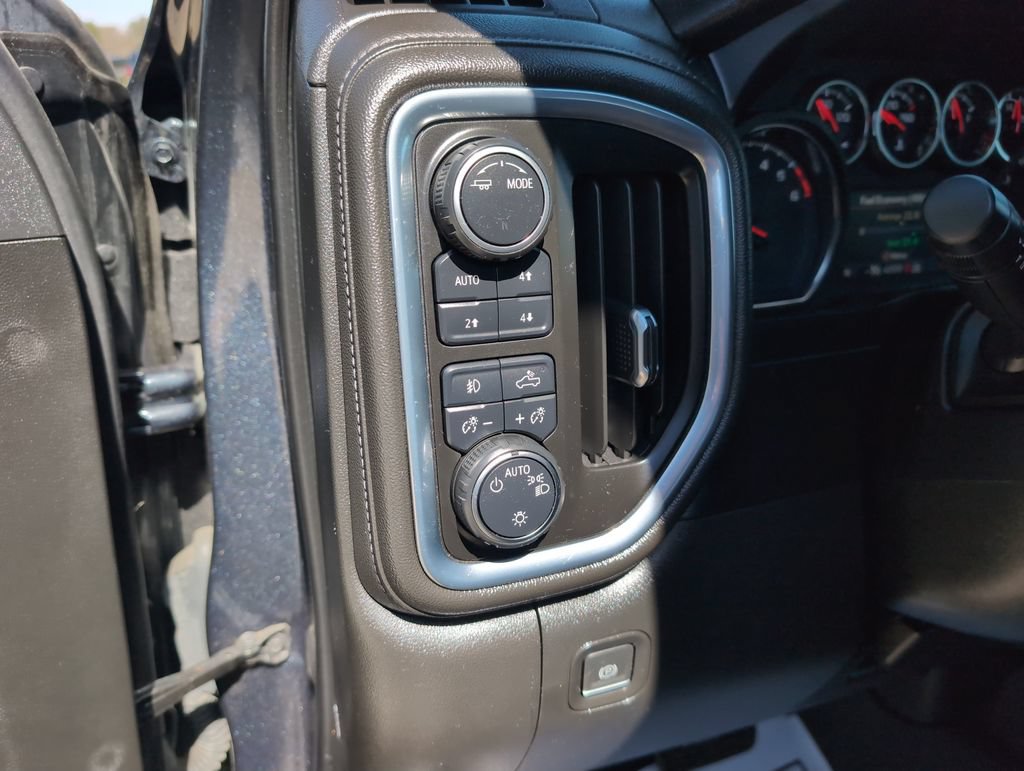Used 2022 Chevrolet Silverado 1500 RST AWD/4WD image 18