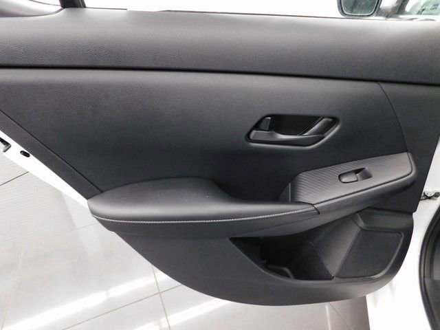 Used 2024 Nissan Sentra SV image 27