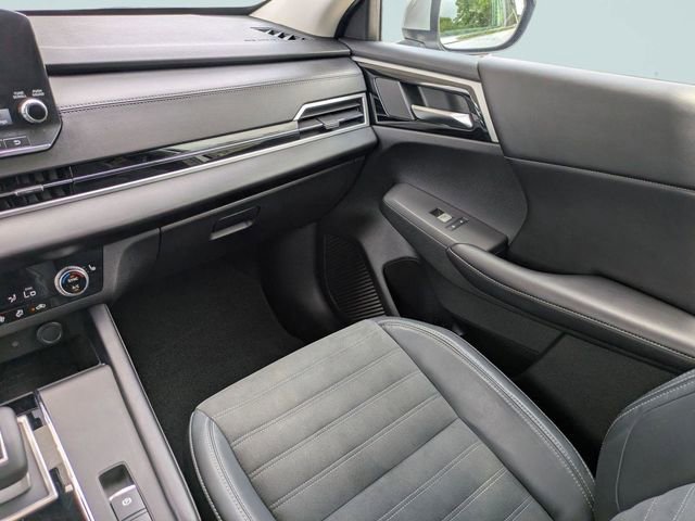 Used 2022 Mitsubishi Outlander SE image 18