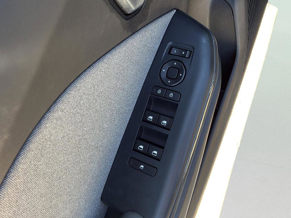 Certified 2025 Kia K4 EX image 21