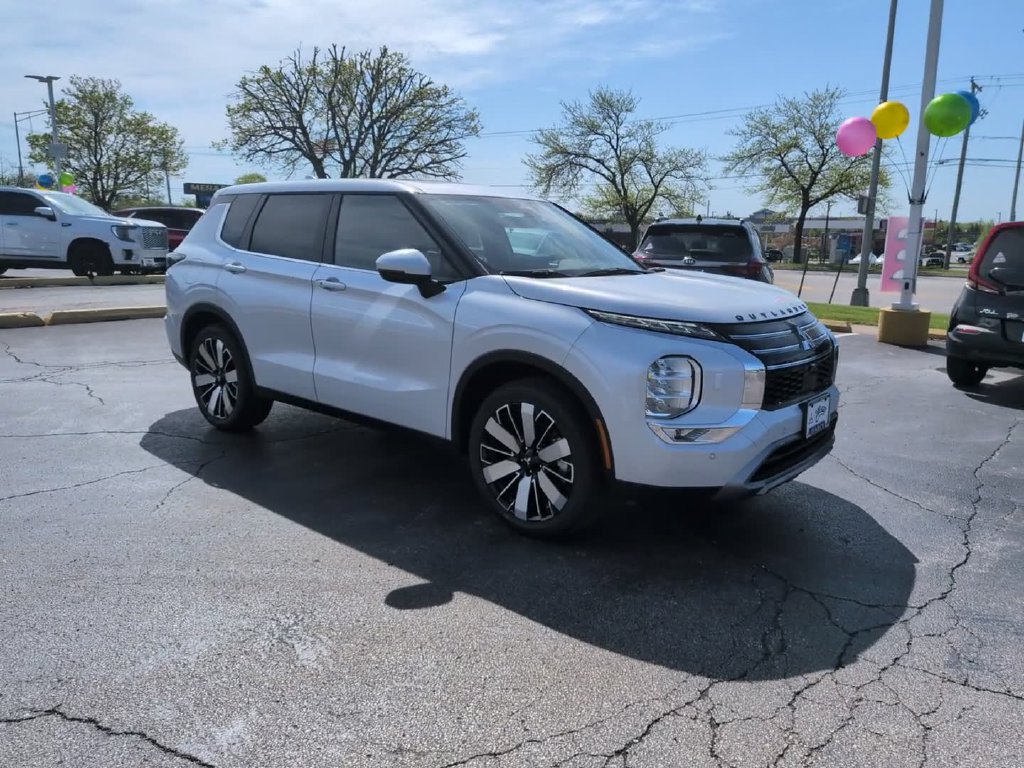 New 2026 Mitsubishi Outlander SE AWD/4WD image 3
