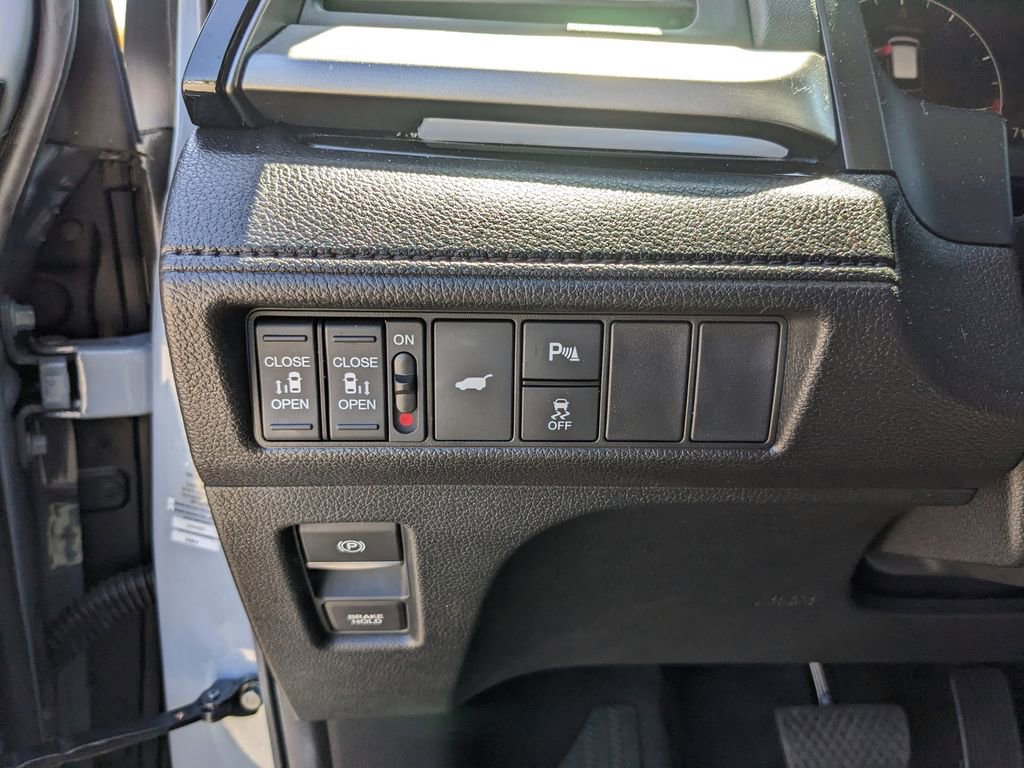 Used 2025 Honda Odyssey Touring image 26