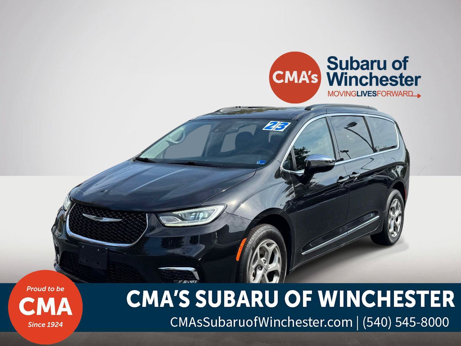 Used 2023 Chrysler Pacifica Limited w/ Uconnect Theater Family Group