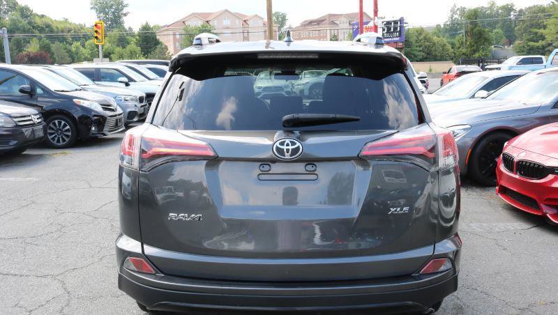 Used 2018 Toyota RAV4 XLE FWD image 6