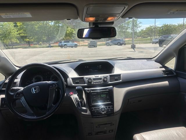 Used 2015 Honda Odyssey EX-L image 11
