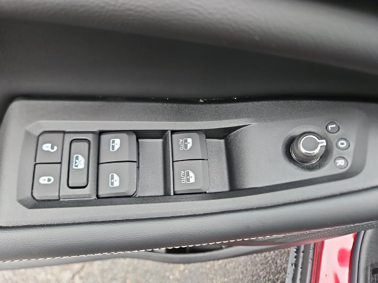 New 2026 Jeep Grand Cherokee Altitude AWD/4WD image 20