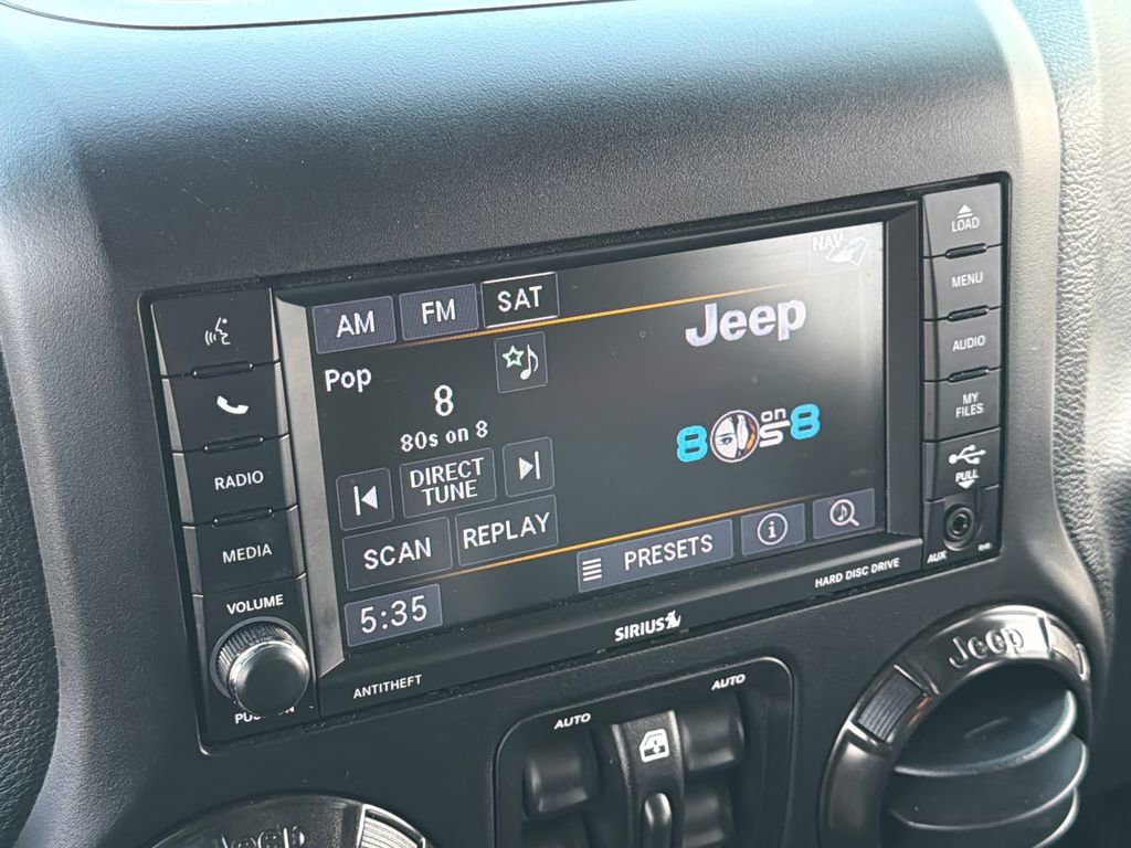 Used 2018 Jeep Wrangler Unlimited Rubicon image 5