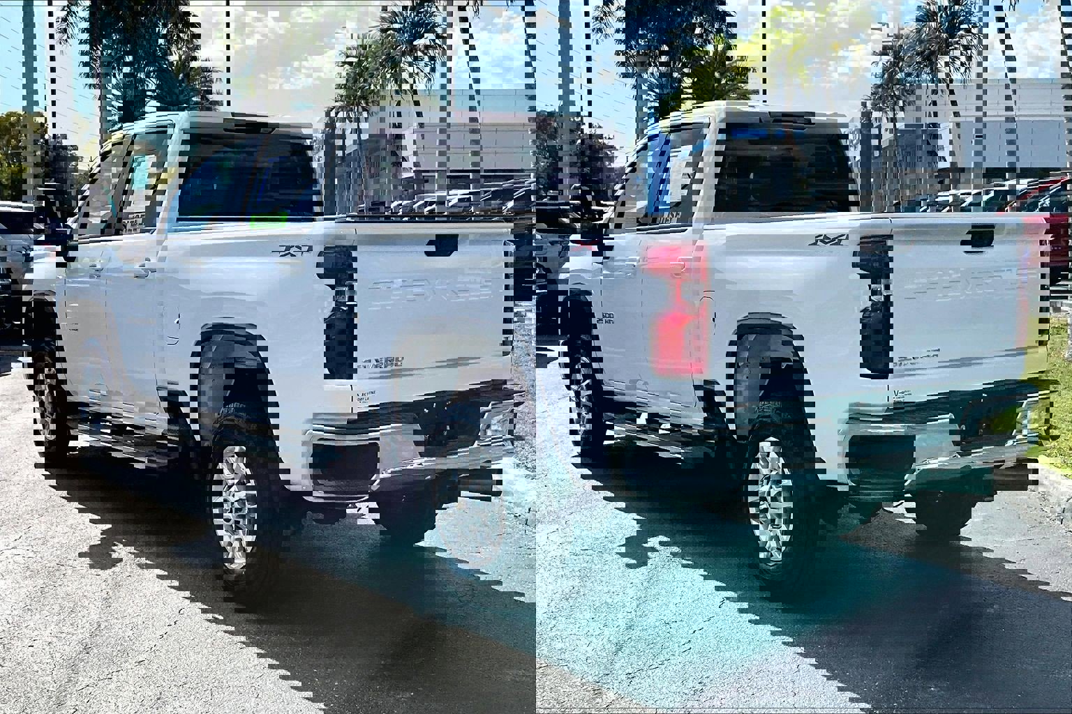 Certified 2025 Chevrolet Silverado 2500 LT w/ Convenience Package image 3