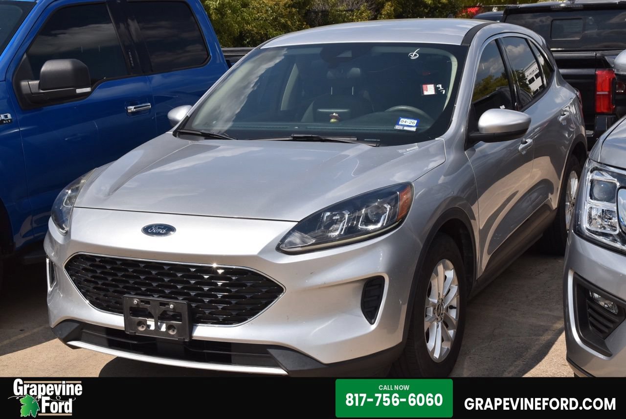 Used 2020 Ford Escape SE FWD image 1