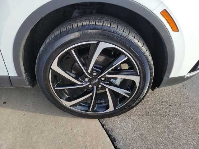 Certified 2024 Lincoln Corsair Reserve w/ Equipment Group 201A image 17