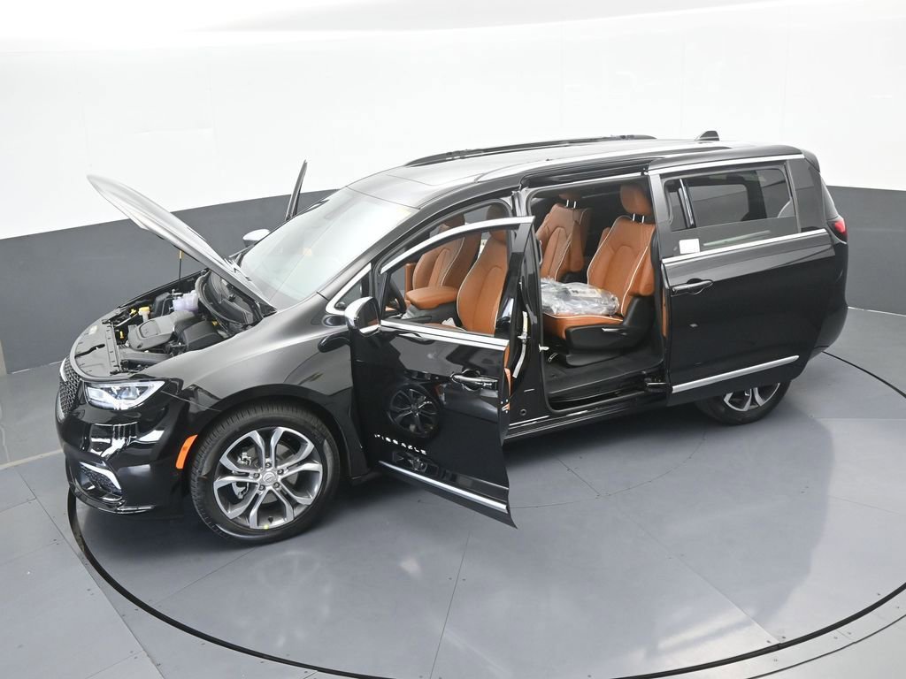 New 2026 Chrysler Pacifica Pinnacle image 74