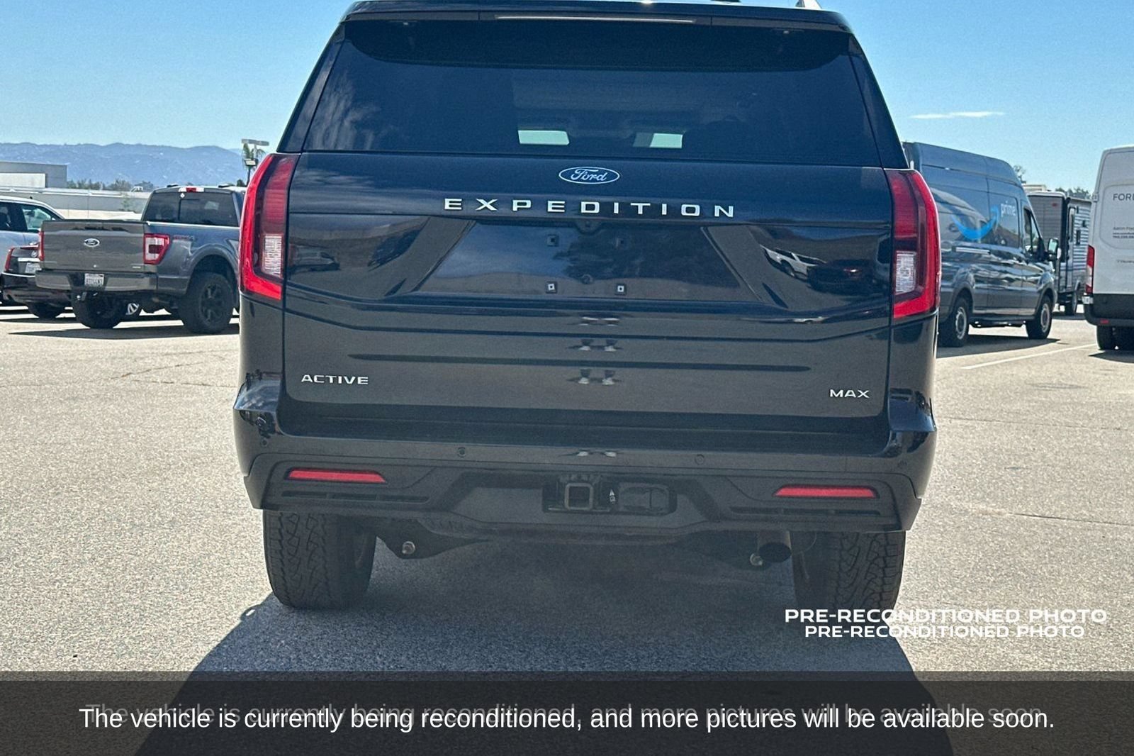 Used 2025 Ford Expedition Max Active AWD/4WD image 4