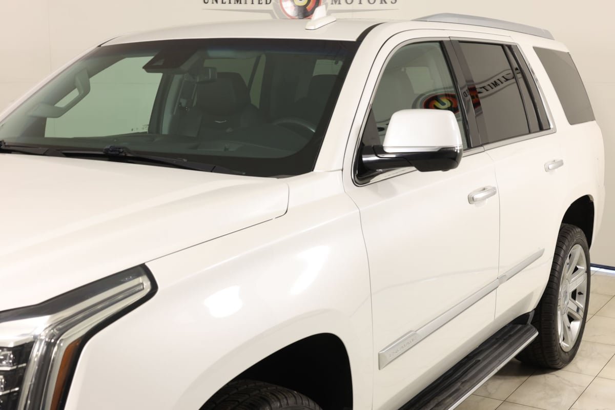 Used 2020 Cadillac Escalade Luxury AWD/4WD image 54