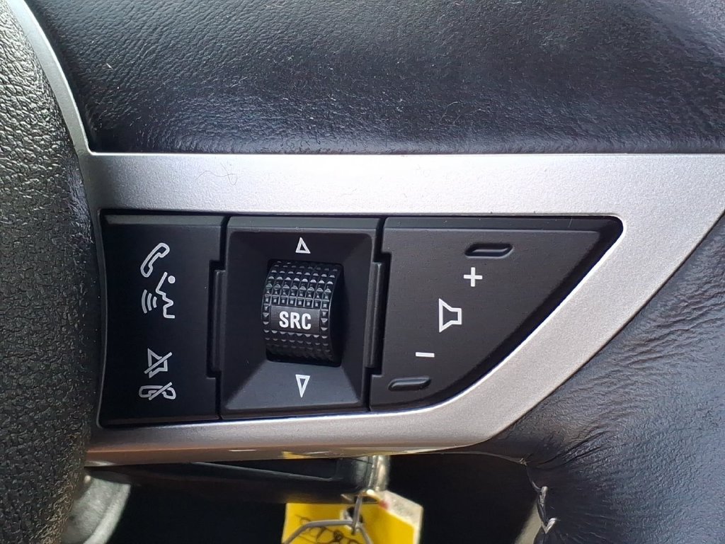 Used 2010 Chevrolet Camaro SS w/ RS Package RWD image 9