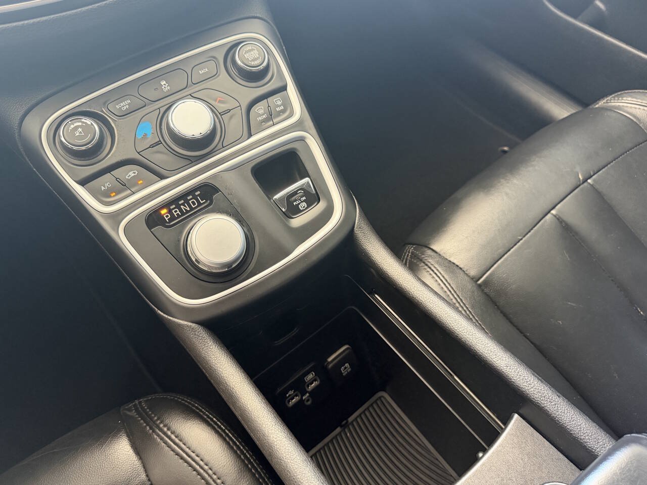 Used 2017 Chrysler 200 LX w/ Dark Appearance Package FWD image 16
