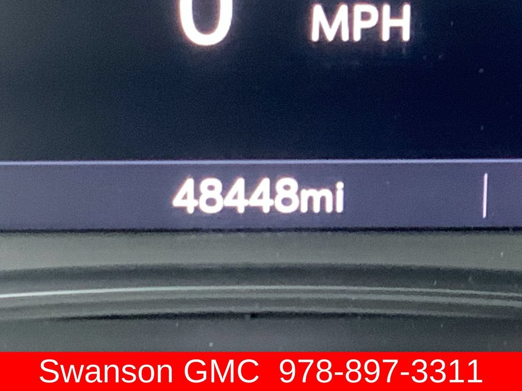 Certified 2023 Chevrolet Traverse LT w/ Midnight/Sport Edition AWD/4WD image 13