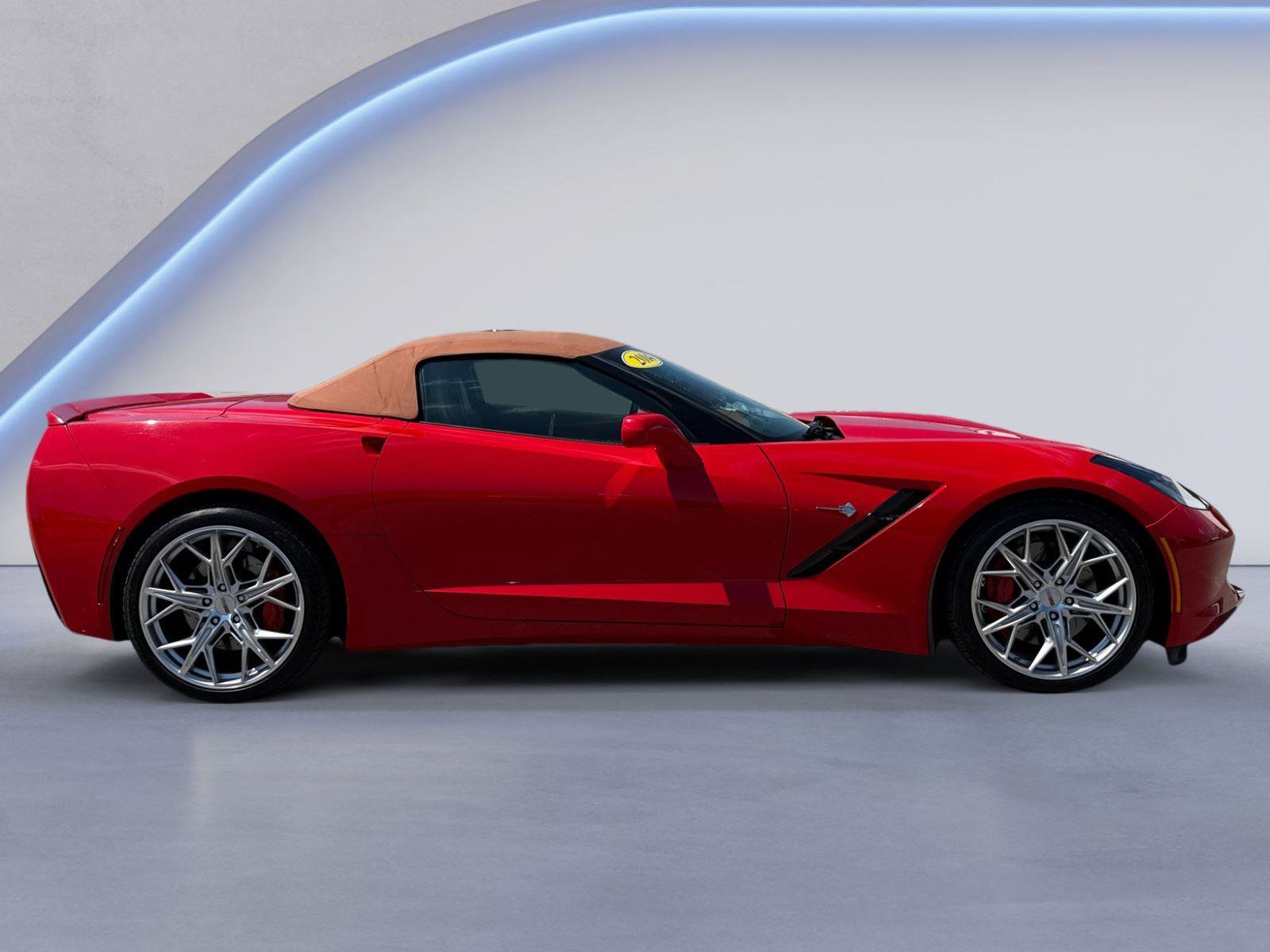 Used 2014 Chevrolet Corvette Stingray Convertible w/ 3LT Preferred Equipment Group RWD image 2