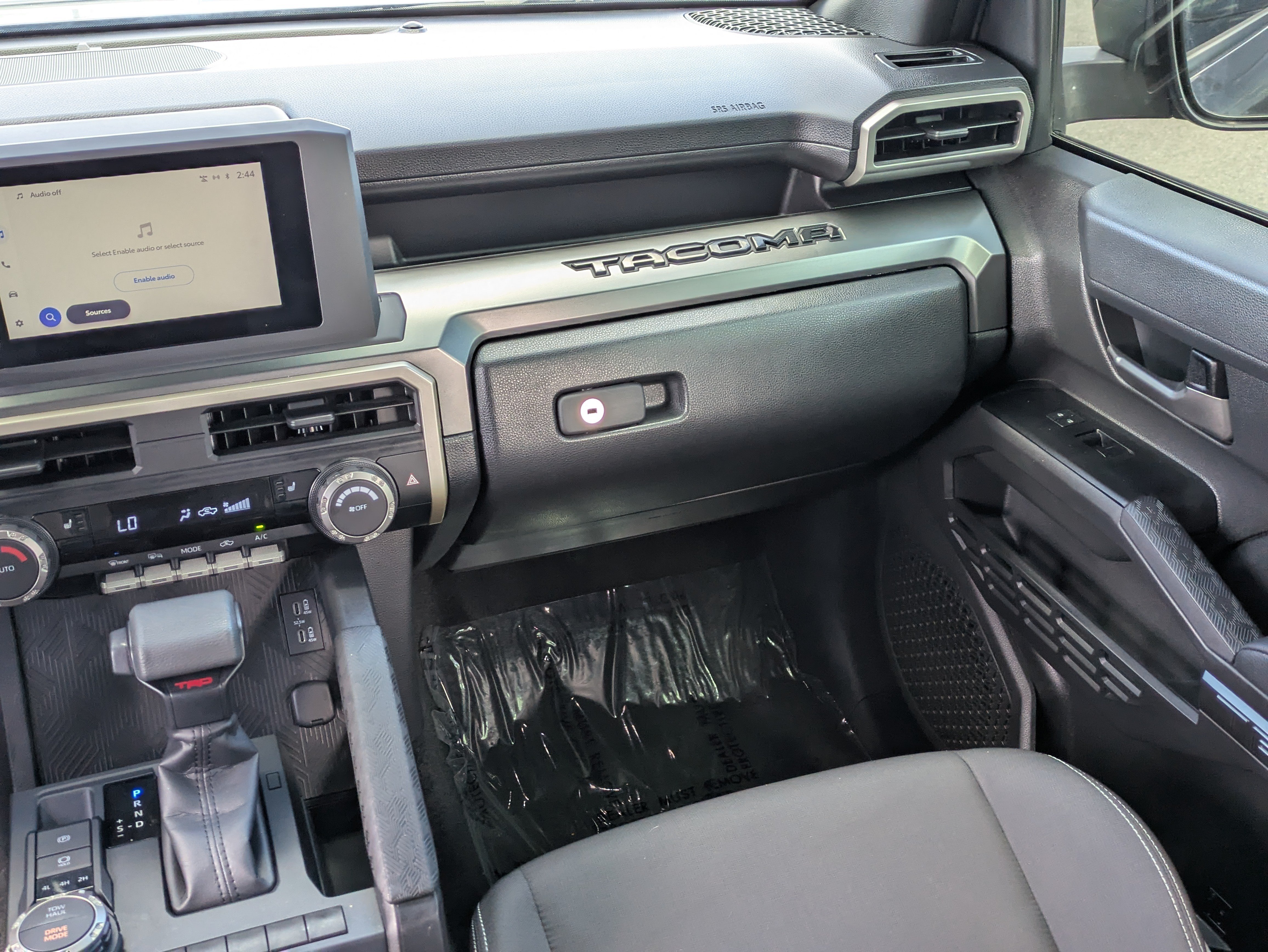 Used 2025 Toyota Tacoma TRD Sport AWD/4WD image 16
