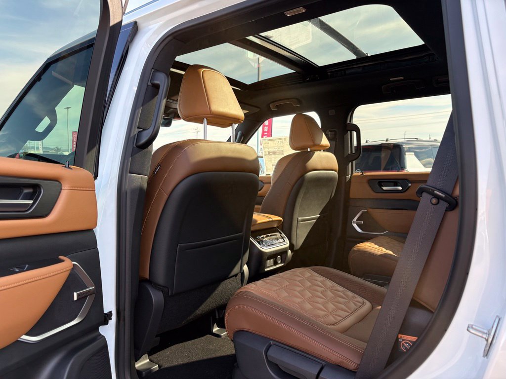 New 2026 Nissan Armada Platinum Reserve AWD/4WD image 30