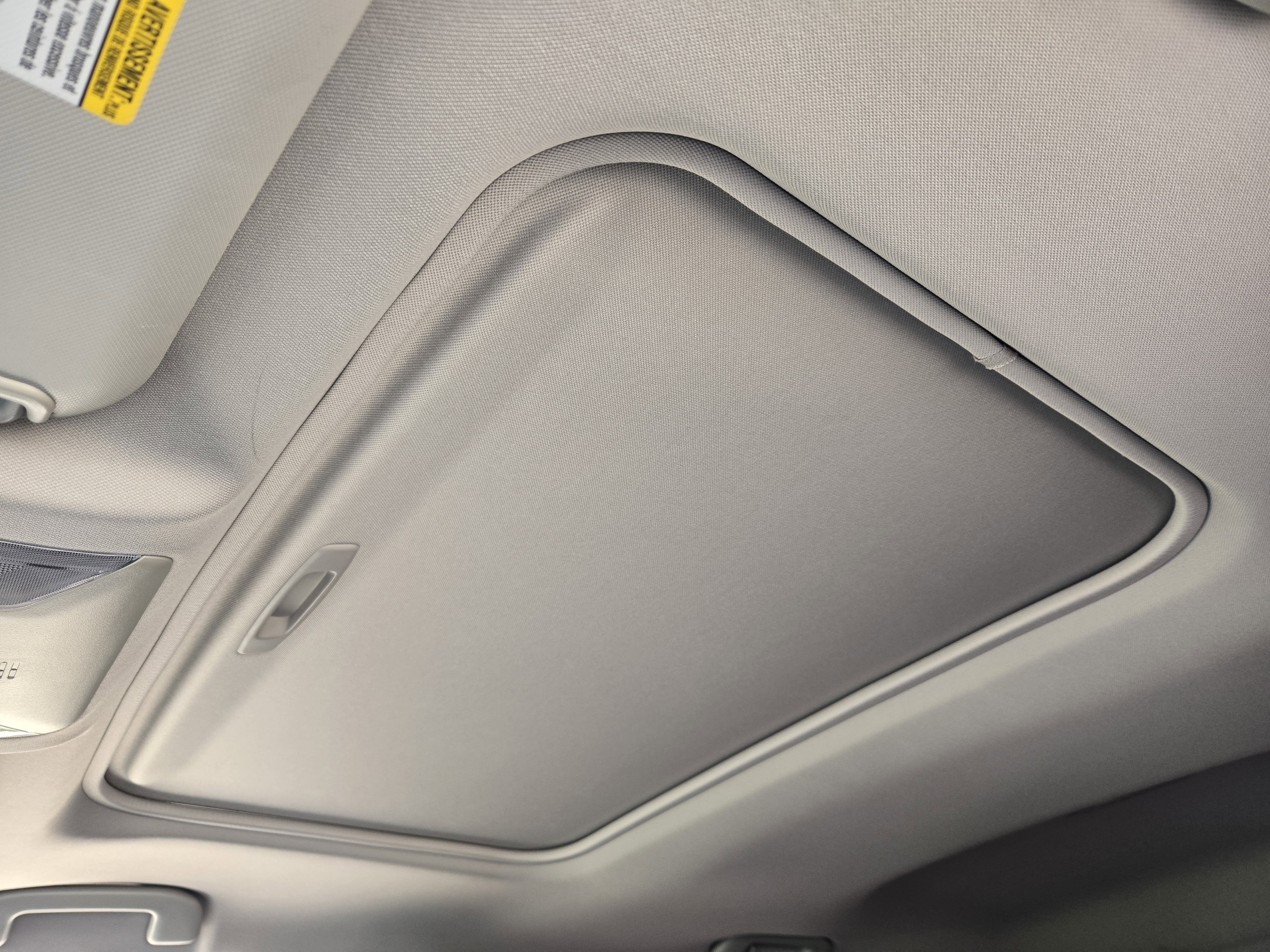 Used 2020 Toyota RAV4 XLE Premium image 30