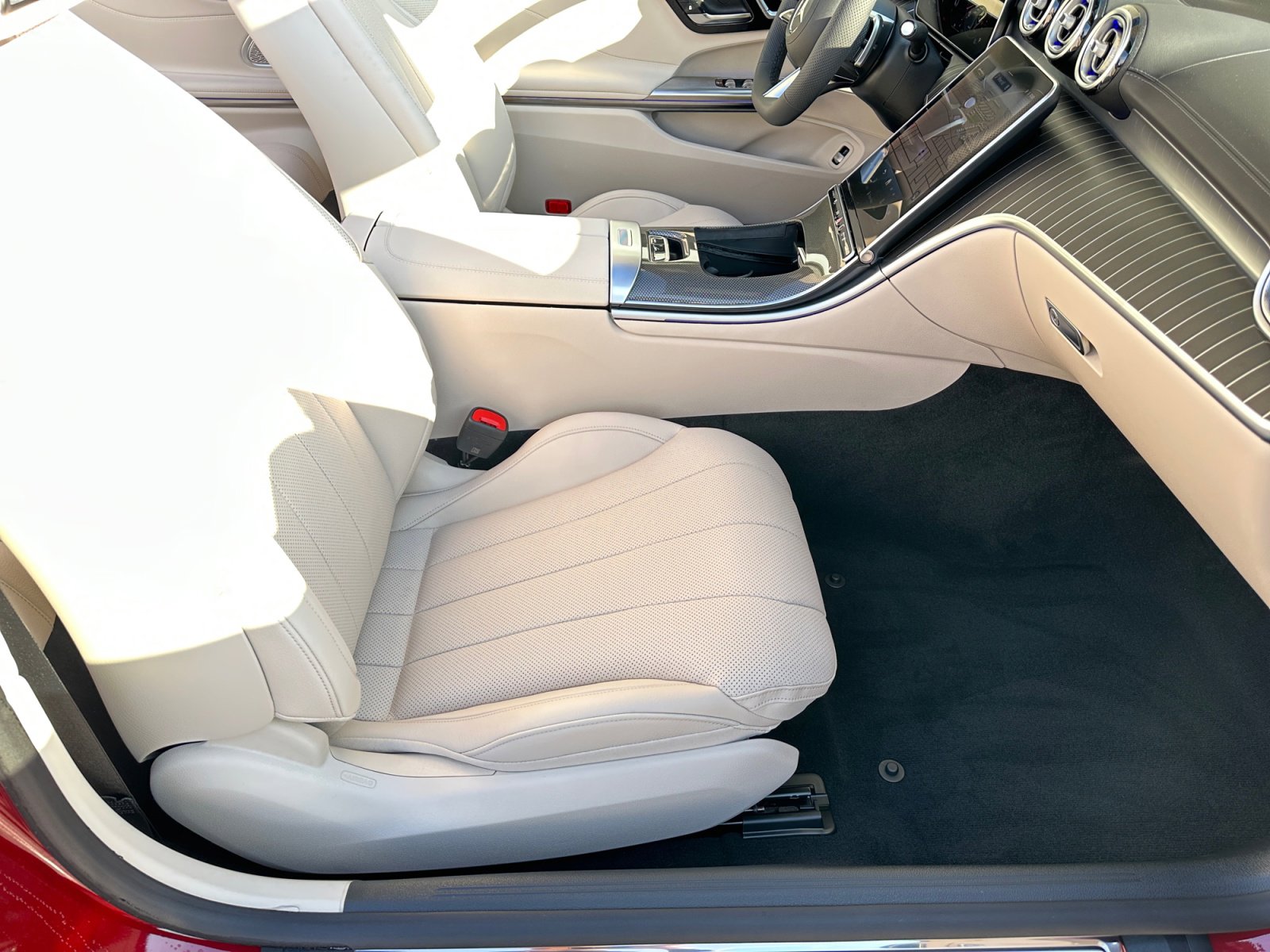 New 2026 Mercedes-Benz CLE 450 4MATIC Cabriolet image 28