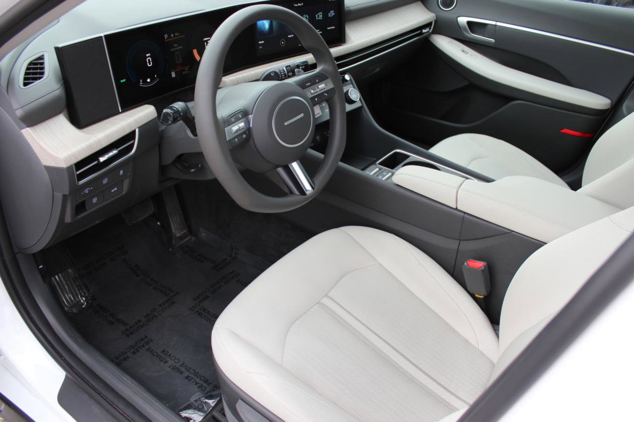 Used 2026 Hyundai Sonata Blue FWD image 14