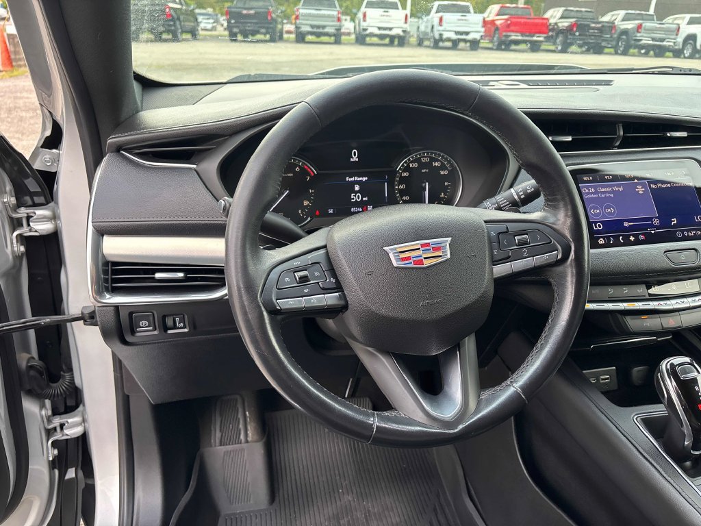 Used 2020 Cadillac XT4 Premium Luxury AWD/4WD image 12