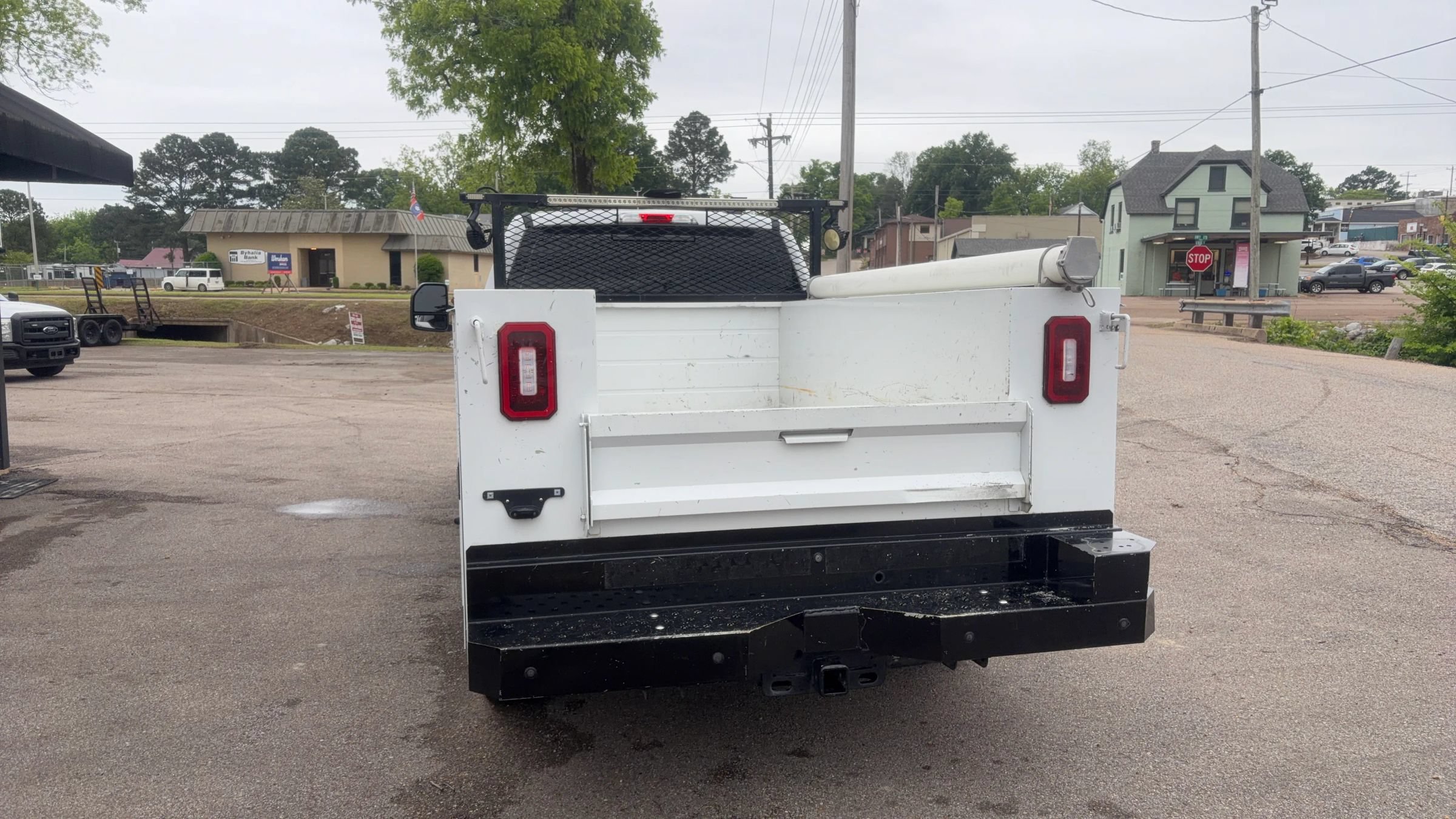 Used 2021 Ford F250 XL w/ Power Equipment Group RWD image 5