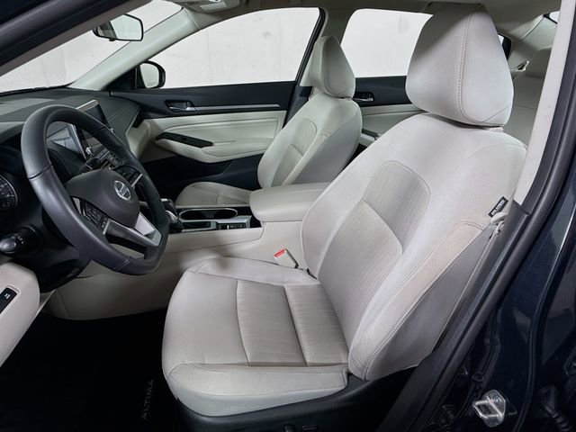 Certified 2022 Nissan Altima 2.5 SV w/ SV Premium Package image 21