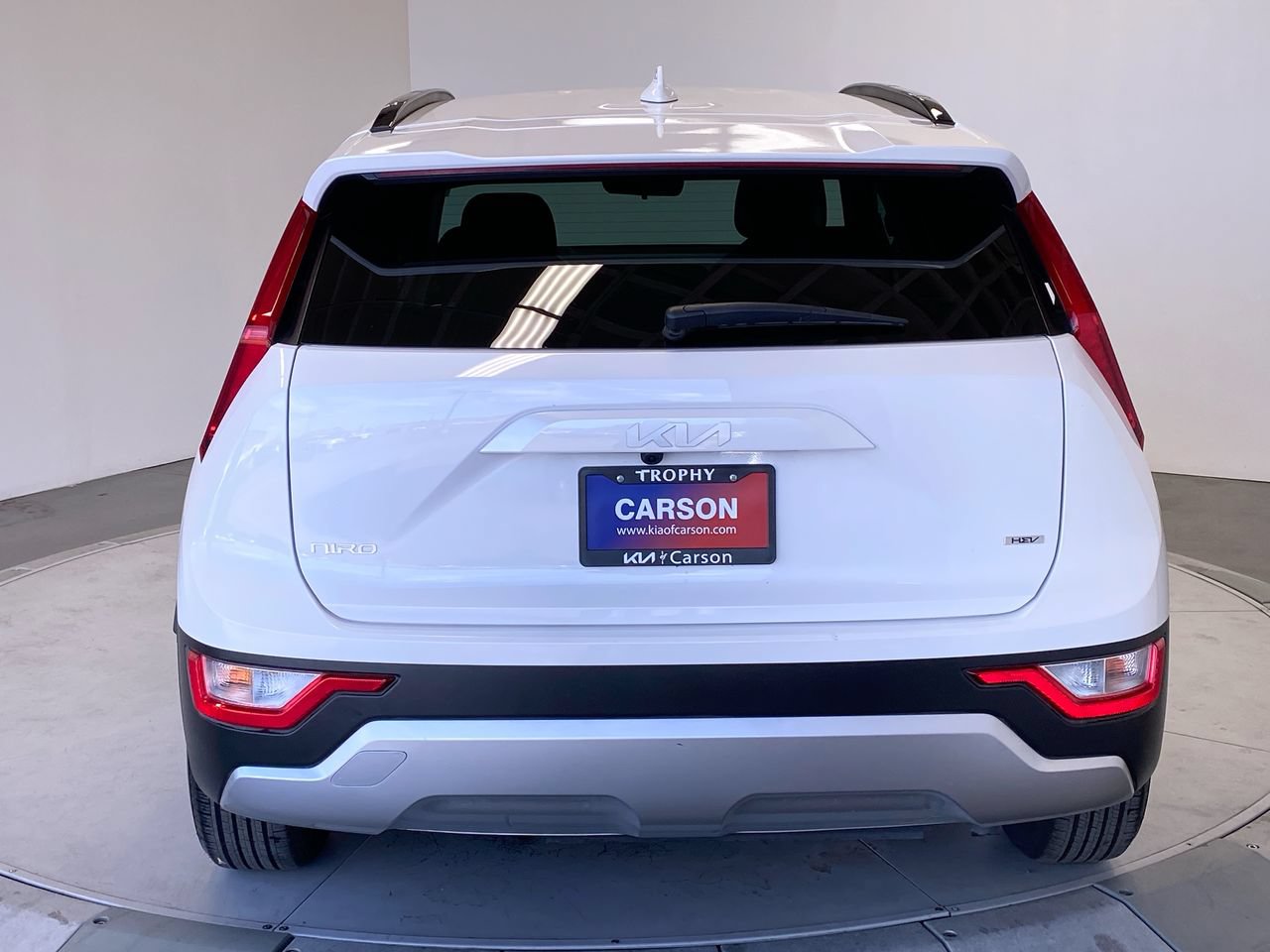 Certified 2025 Kia Niro LX FWD image 4