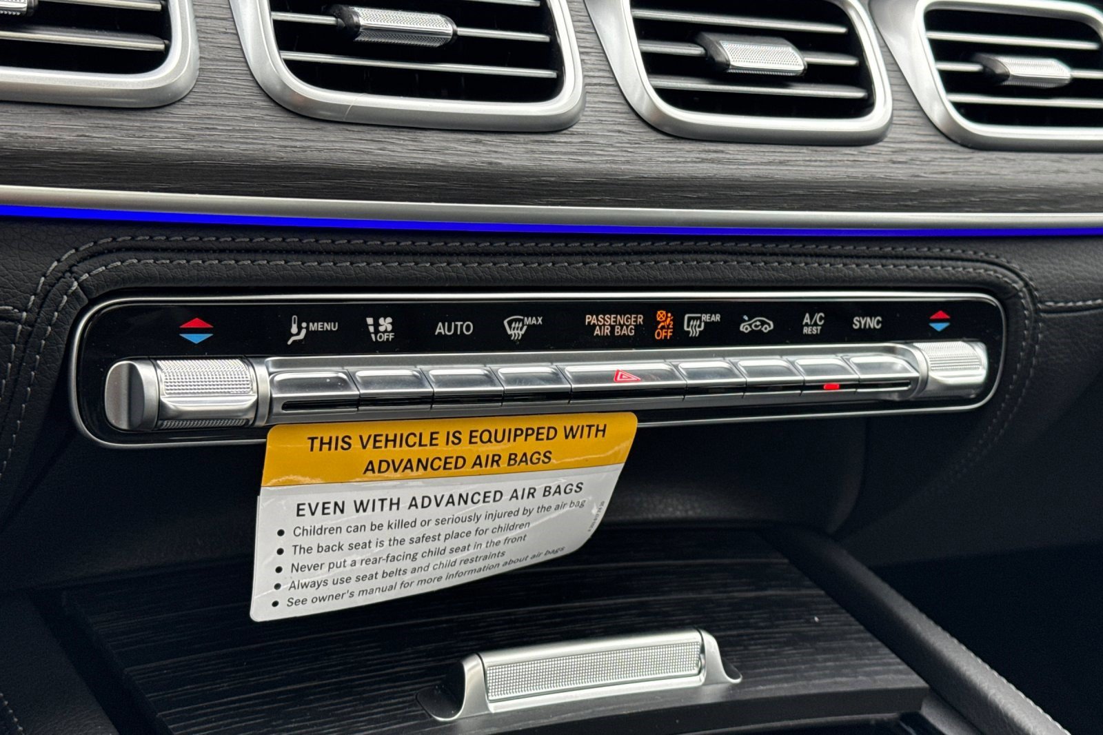 New 2026 Mercedes-Benz GLS 580 4MATIC image 25