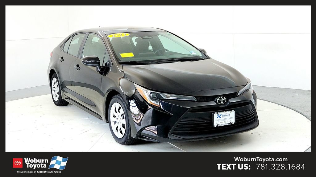 Certified 2024 Toyota Corolla LE FWD image 1