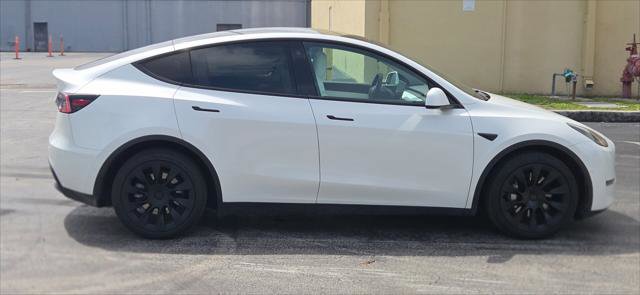 Used 2021 Tesla Model Y Long Range image 4