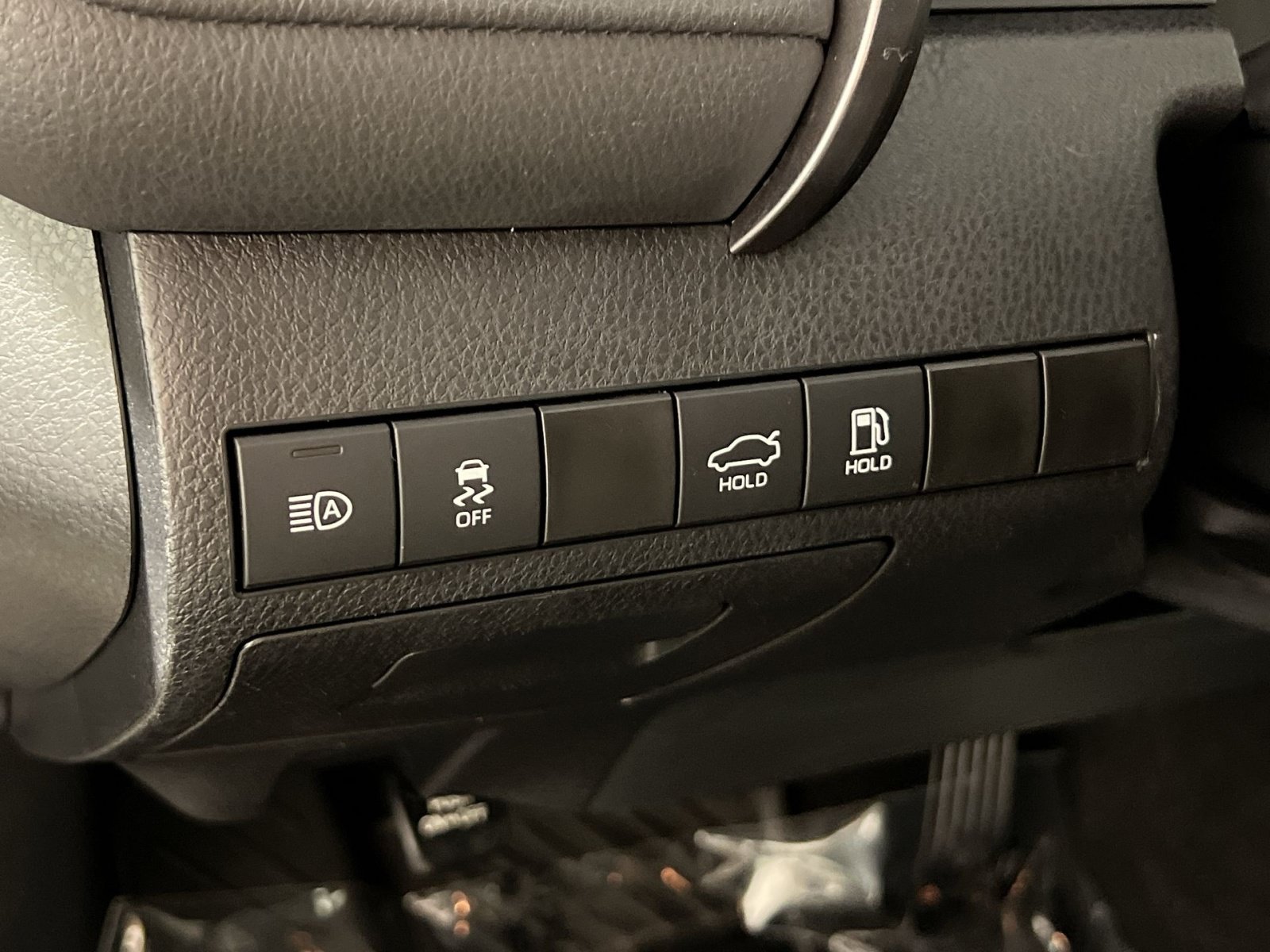 Used 2023 Toyota Camry LE FWD image 31