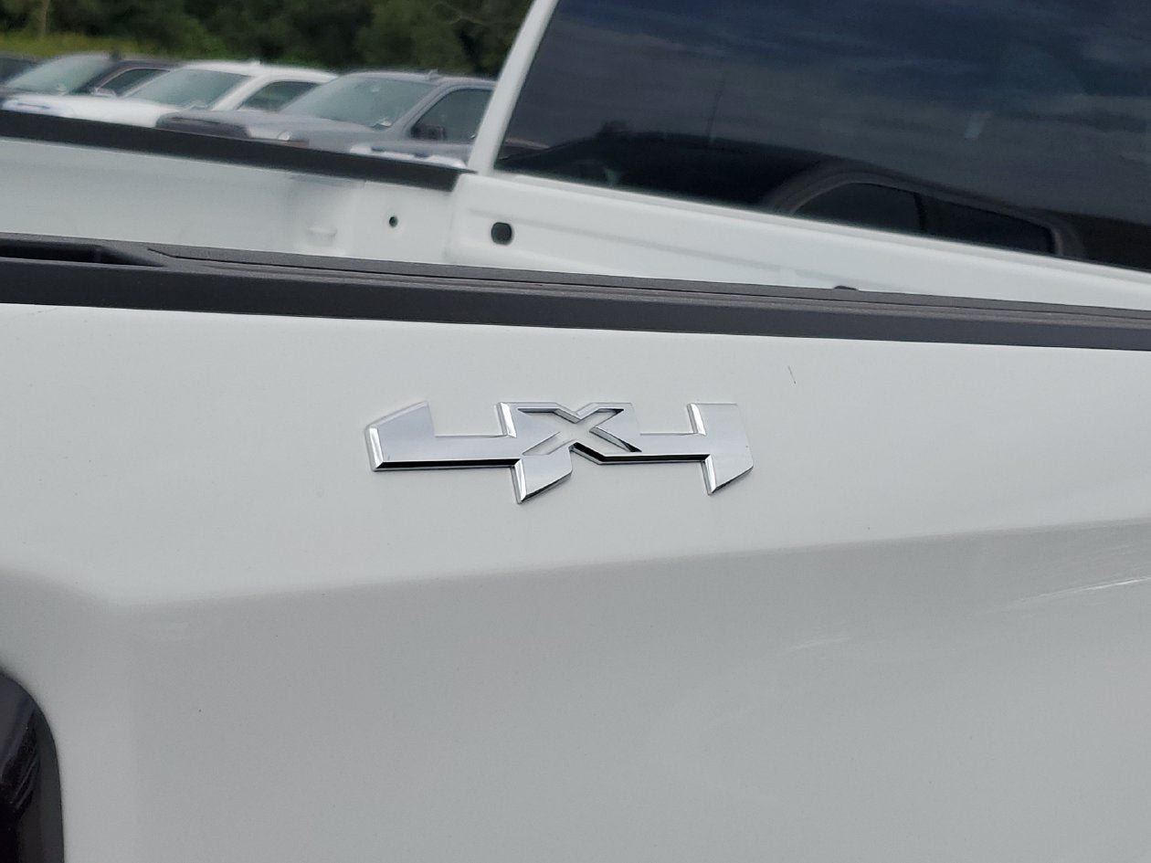 New 2026 GMC Sierra 1500 Pro w/ Graphite Edition AWD/4WD image 8