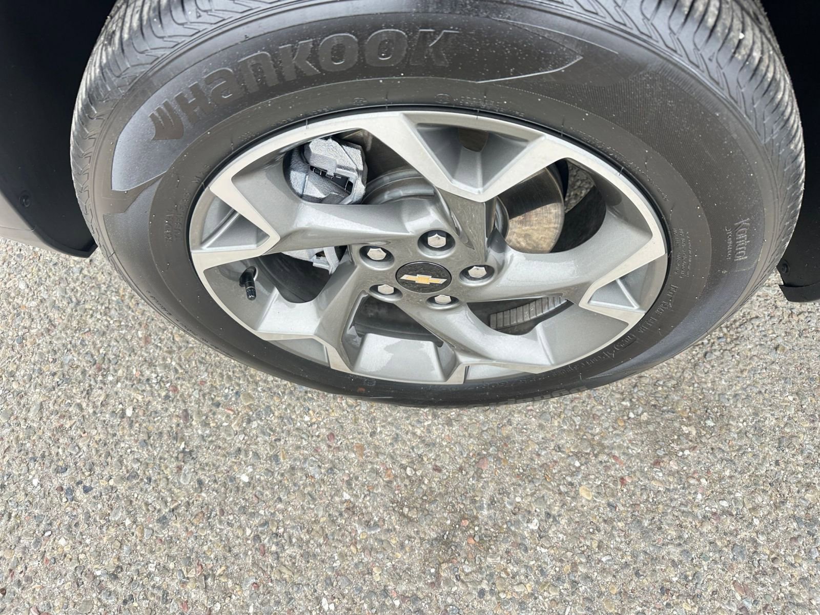 Used 2025 Chevrolet Trax LT w/ LT Convenience Package image 30