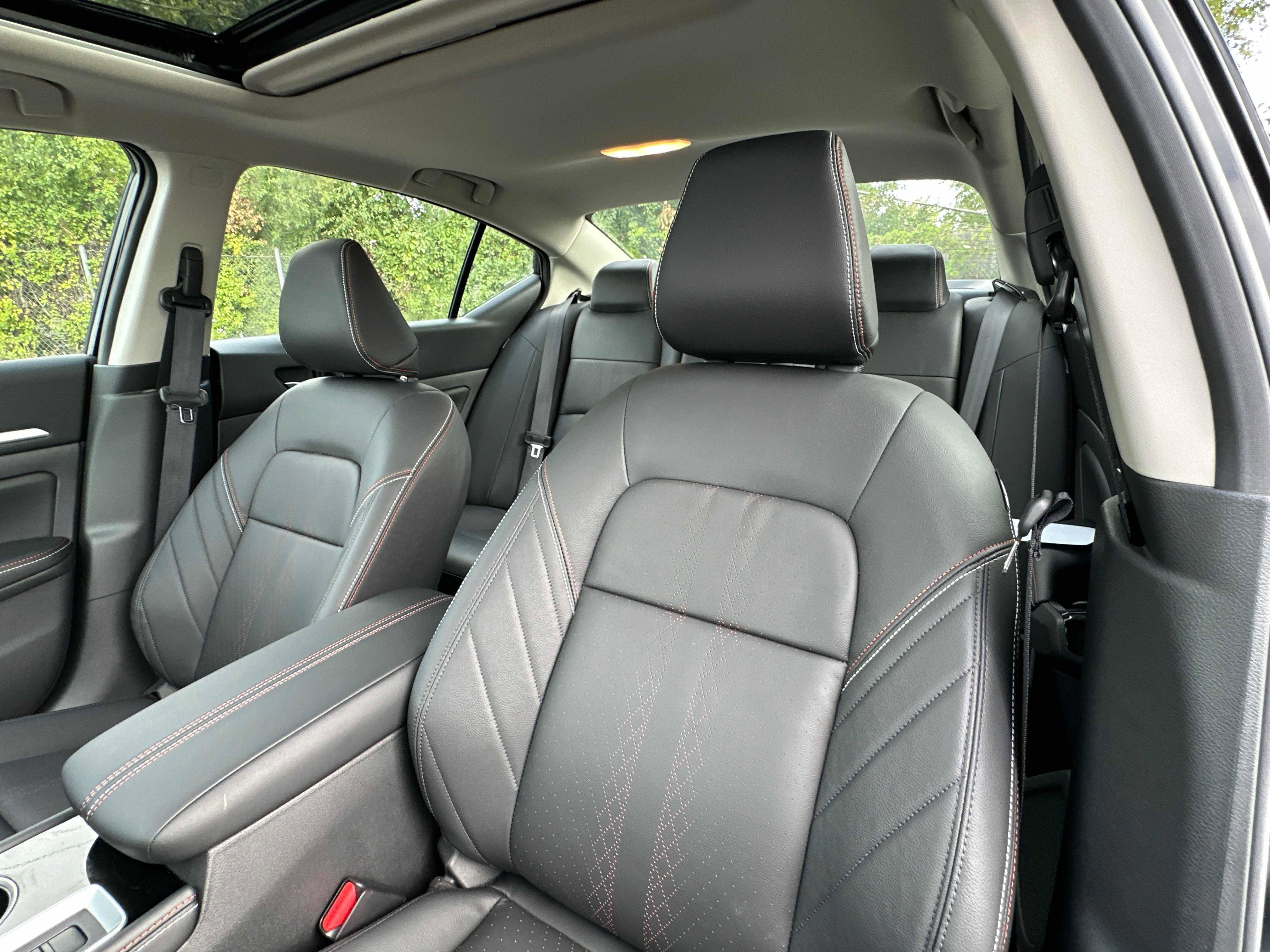 New 2025 Nissan Altima 2.5 SR w/ SR Premium Package image 21