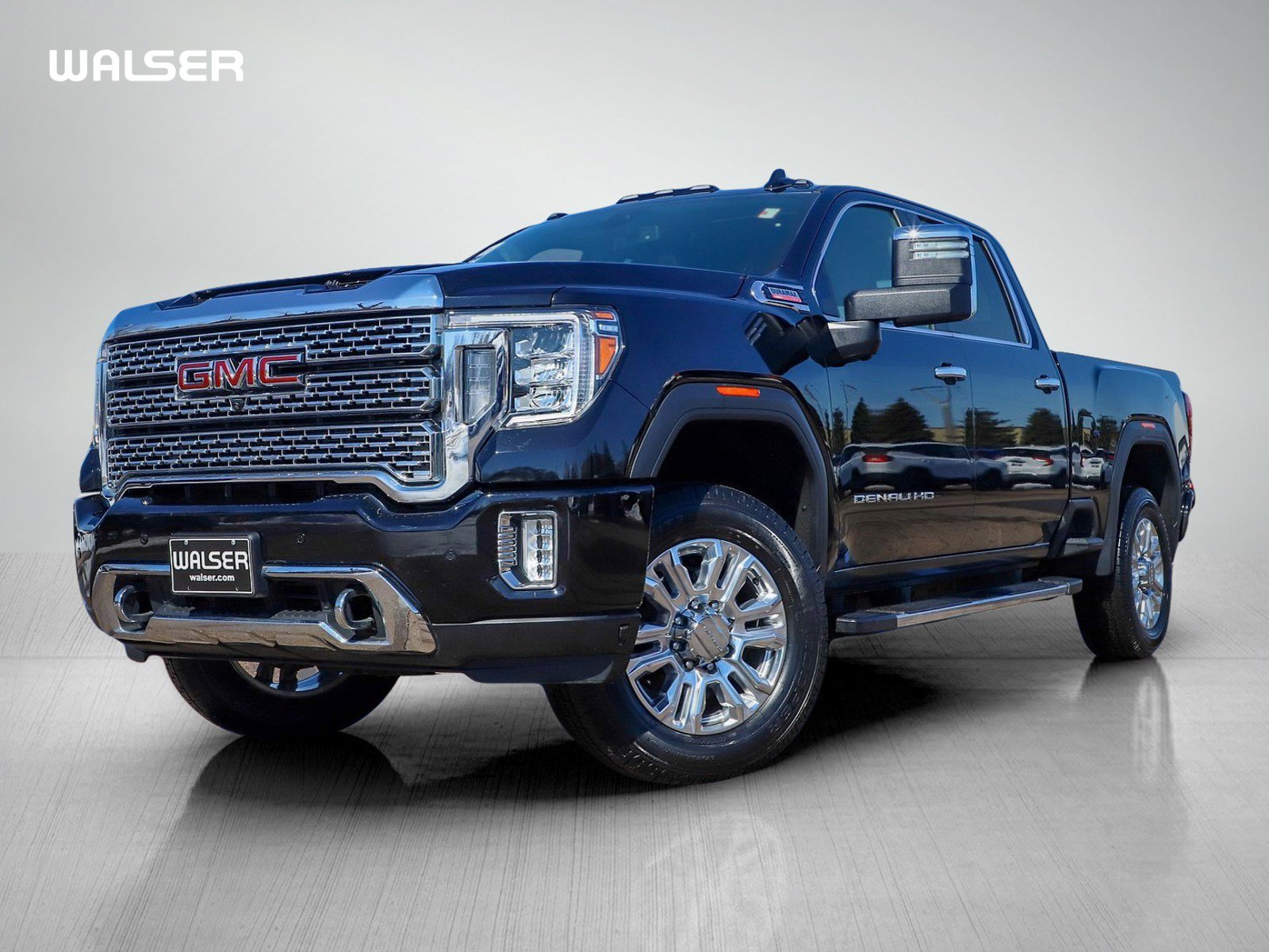 Used 2022 GMC Sierra 3500 Denali image 1