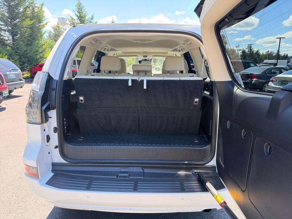 Used 2022 Lexus GX 460 Premium w/ Premium Plus Package AWD/4WD image 22