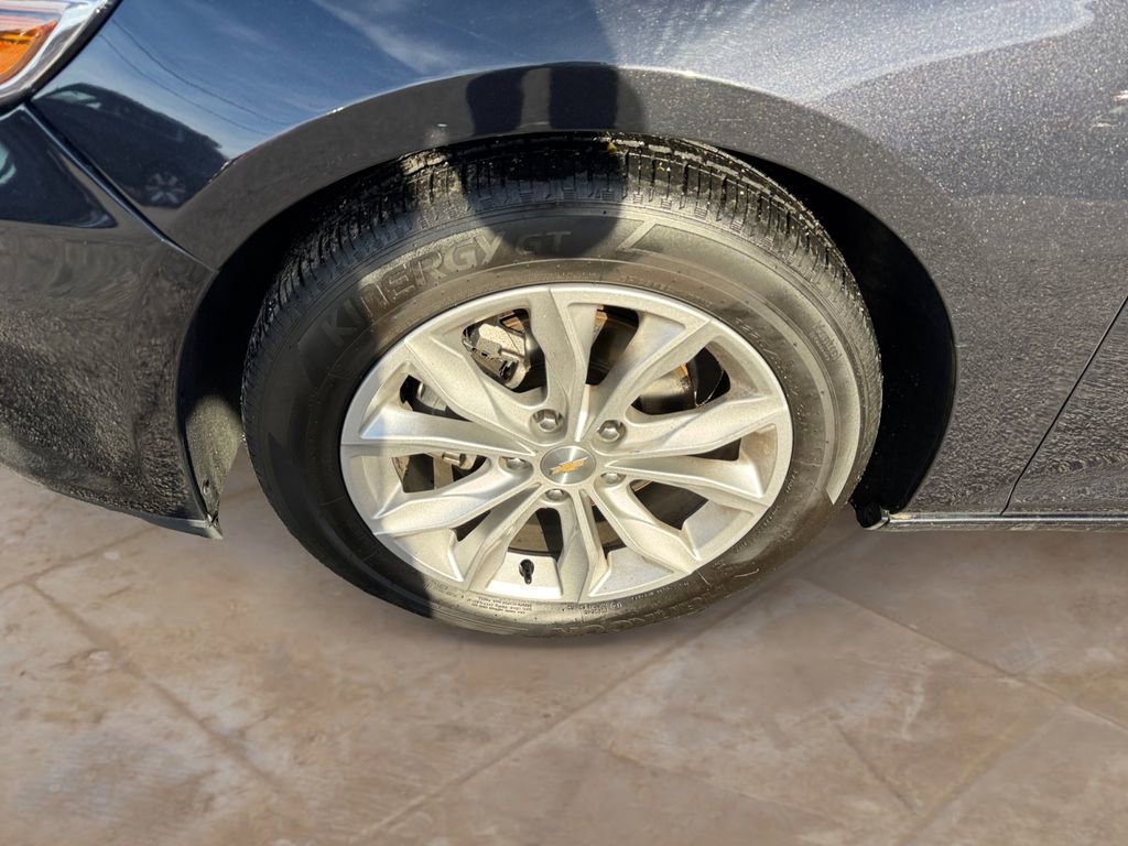 Used 2023 Chevrolet Malibu LT image 14