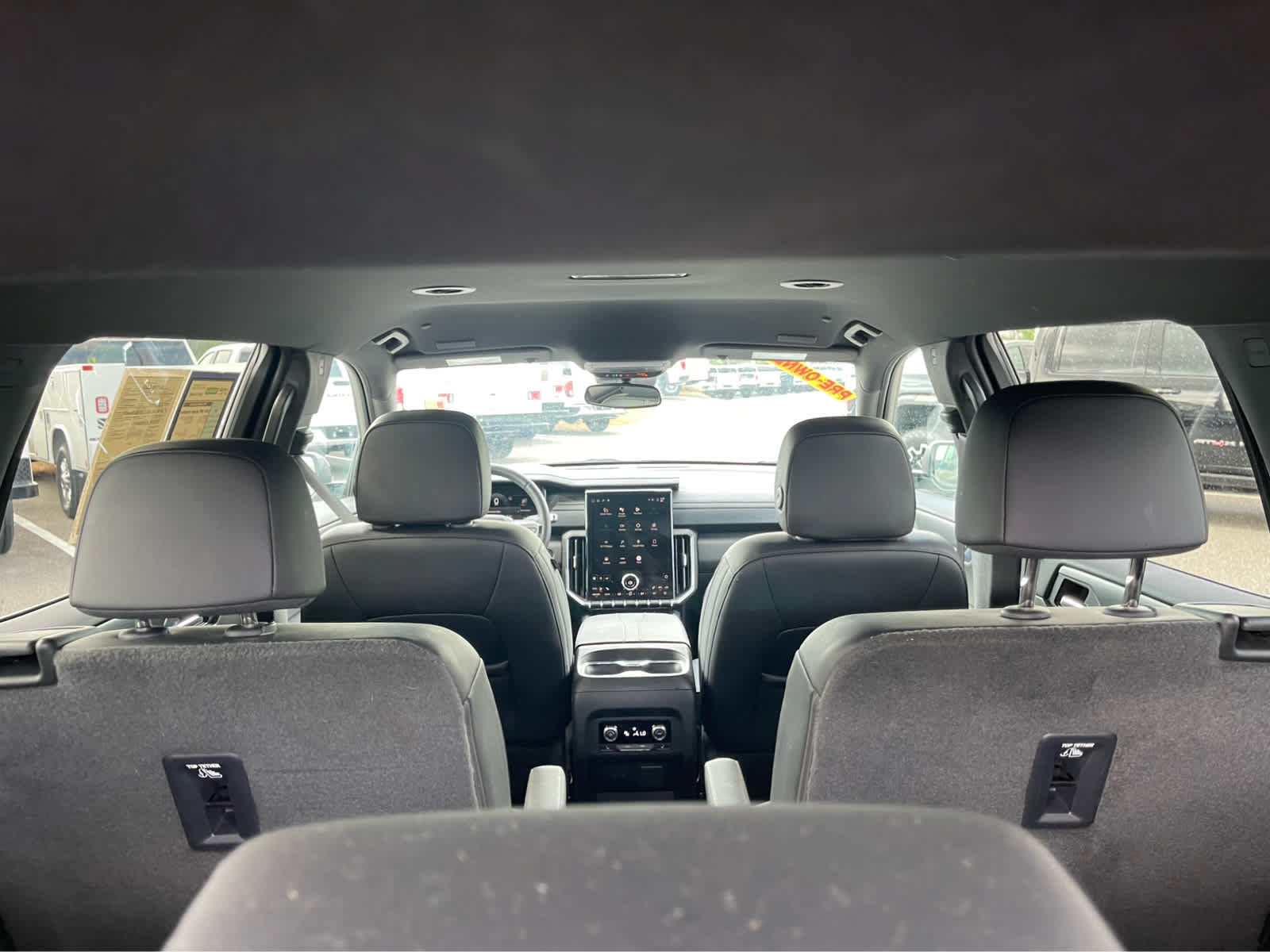 Used 2024 GMC Acadia Elevation w/ Luxury Package AWD/4WD image 23